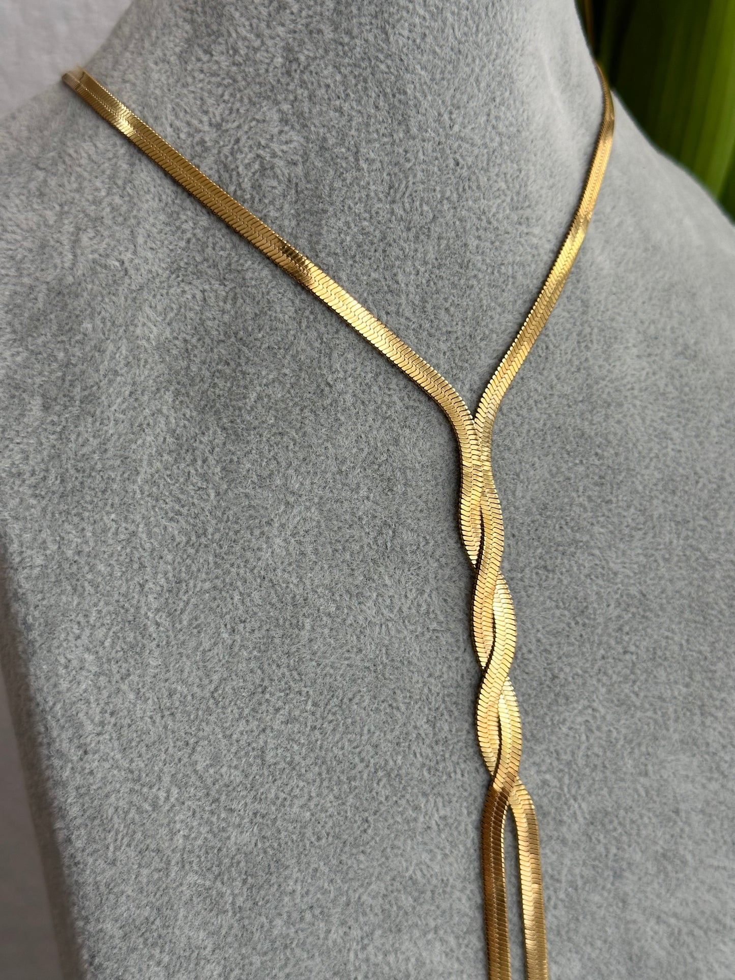 Collar corbatín Elián