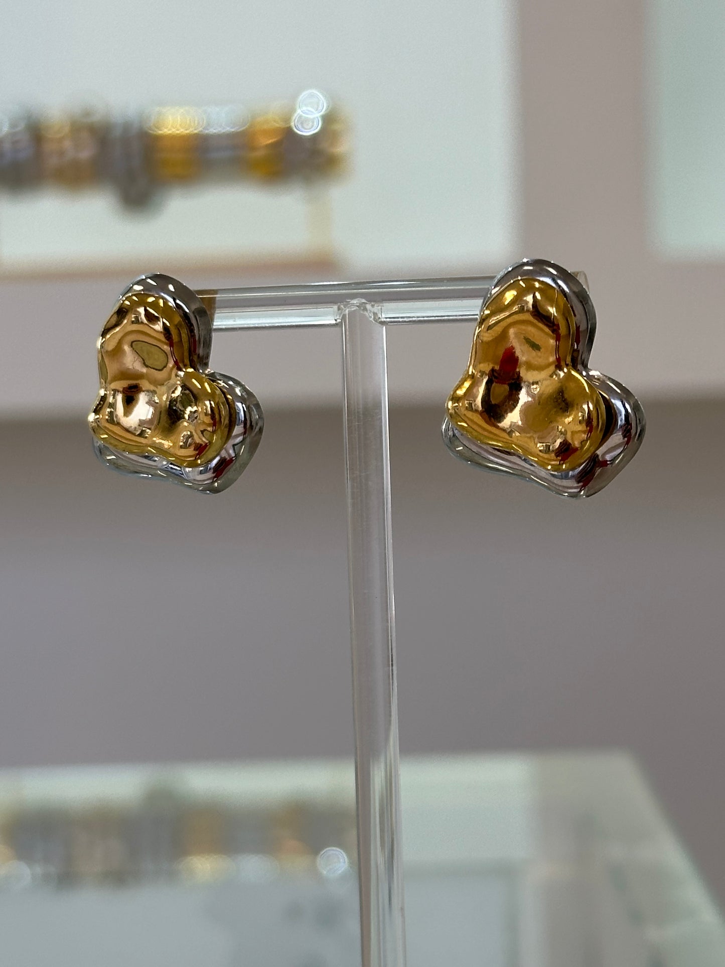 Arete Leah