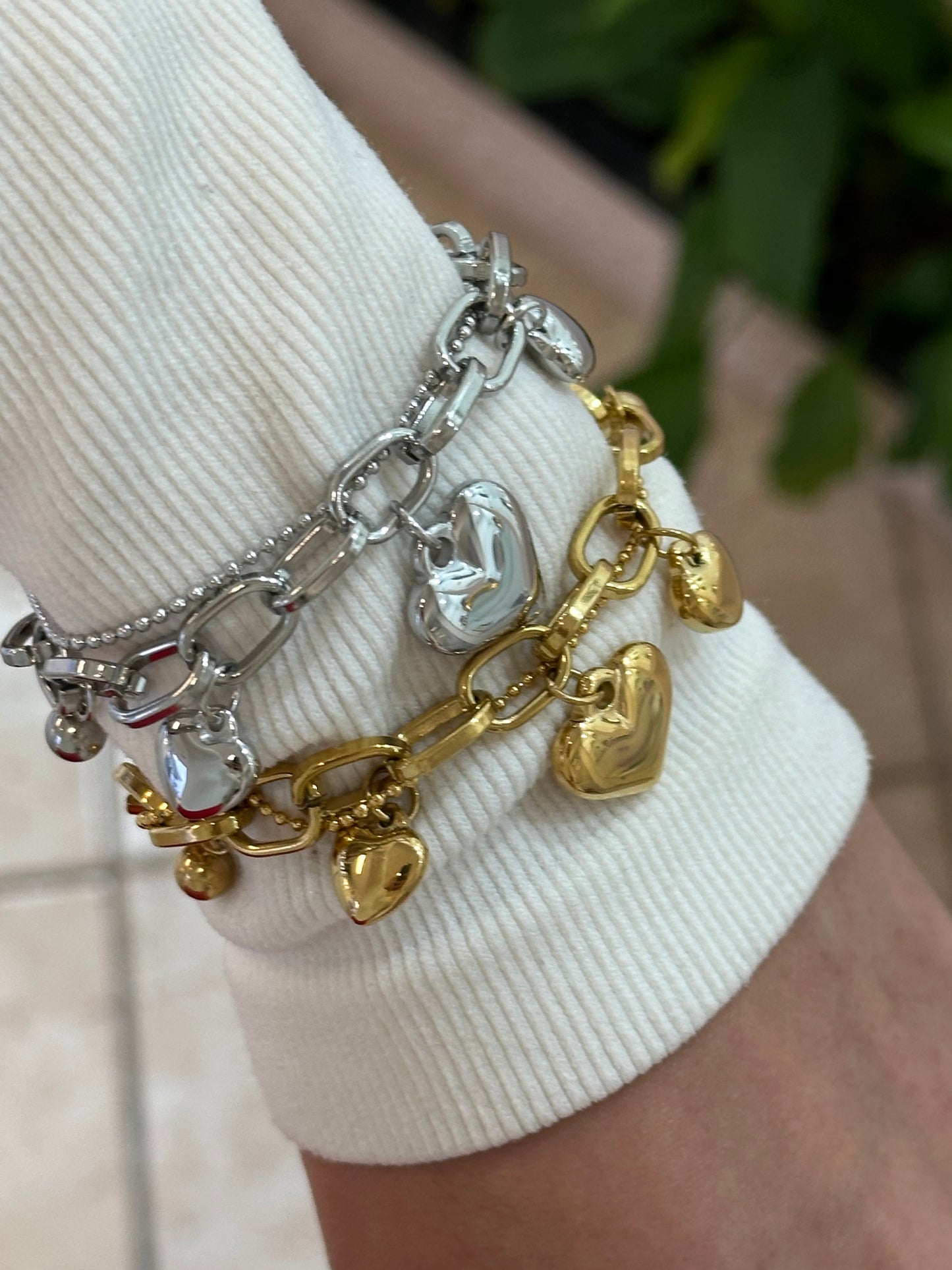 Pulsera Charms Hearts