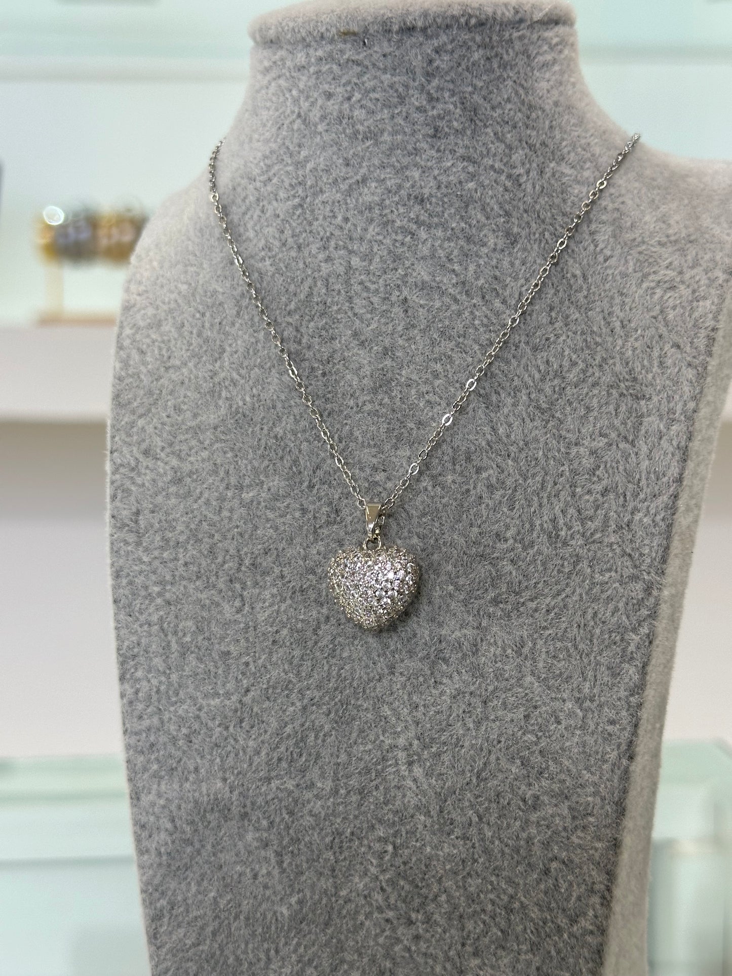 Collar corazón brillos