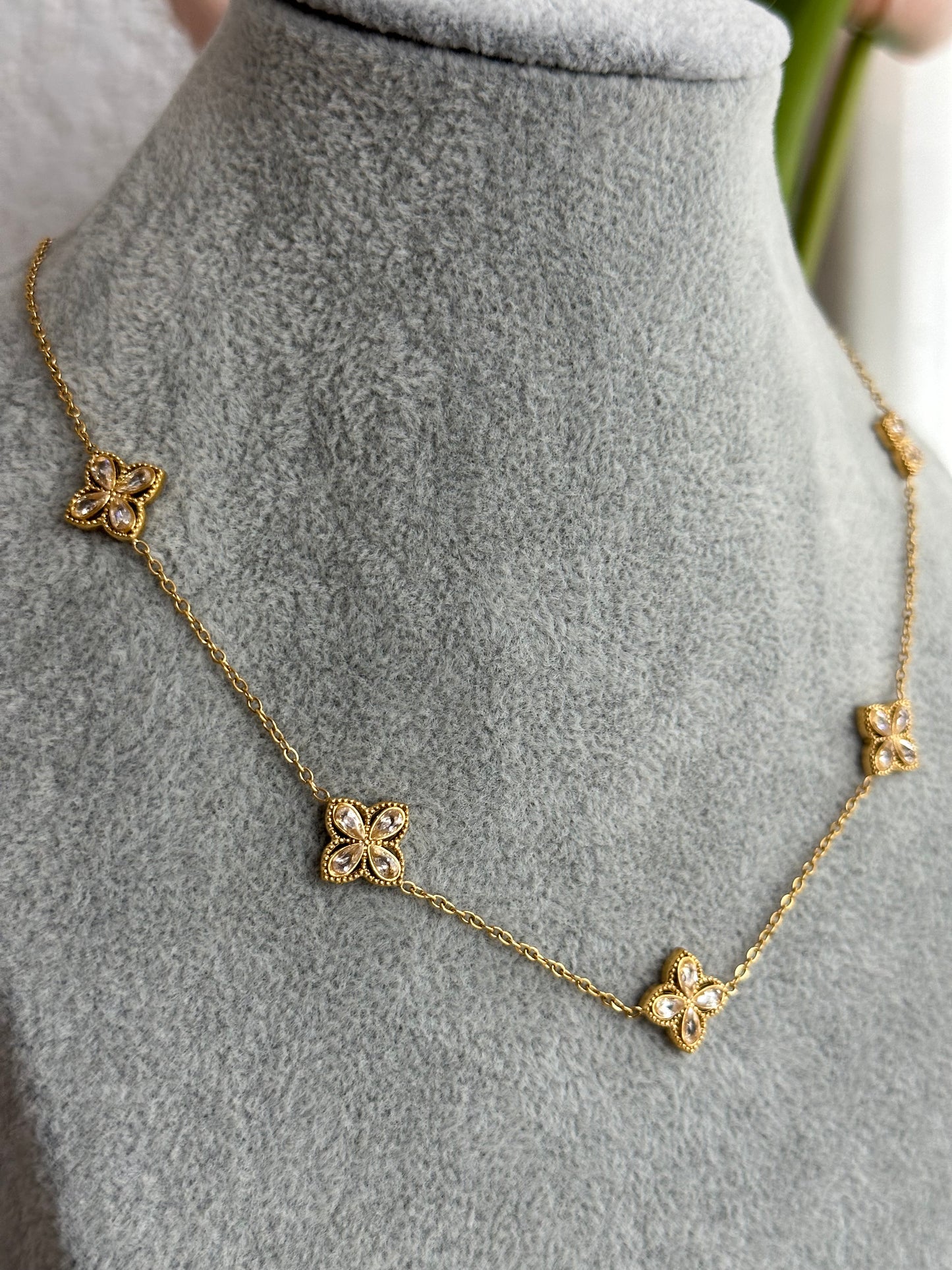 Collar Electra