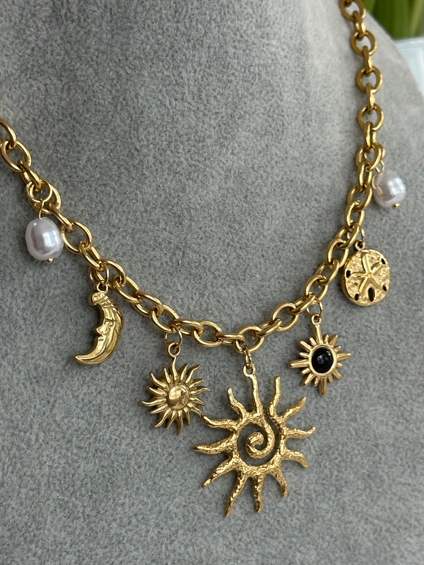 Collar Arun