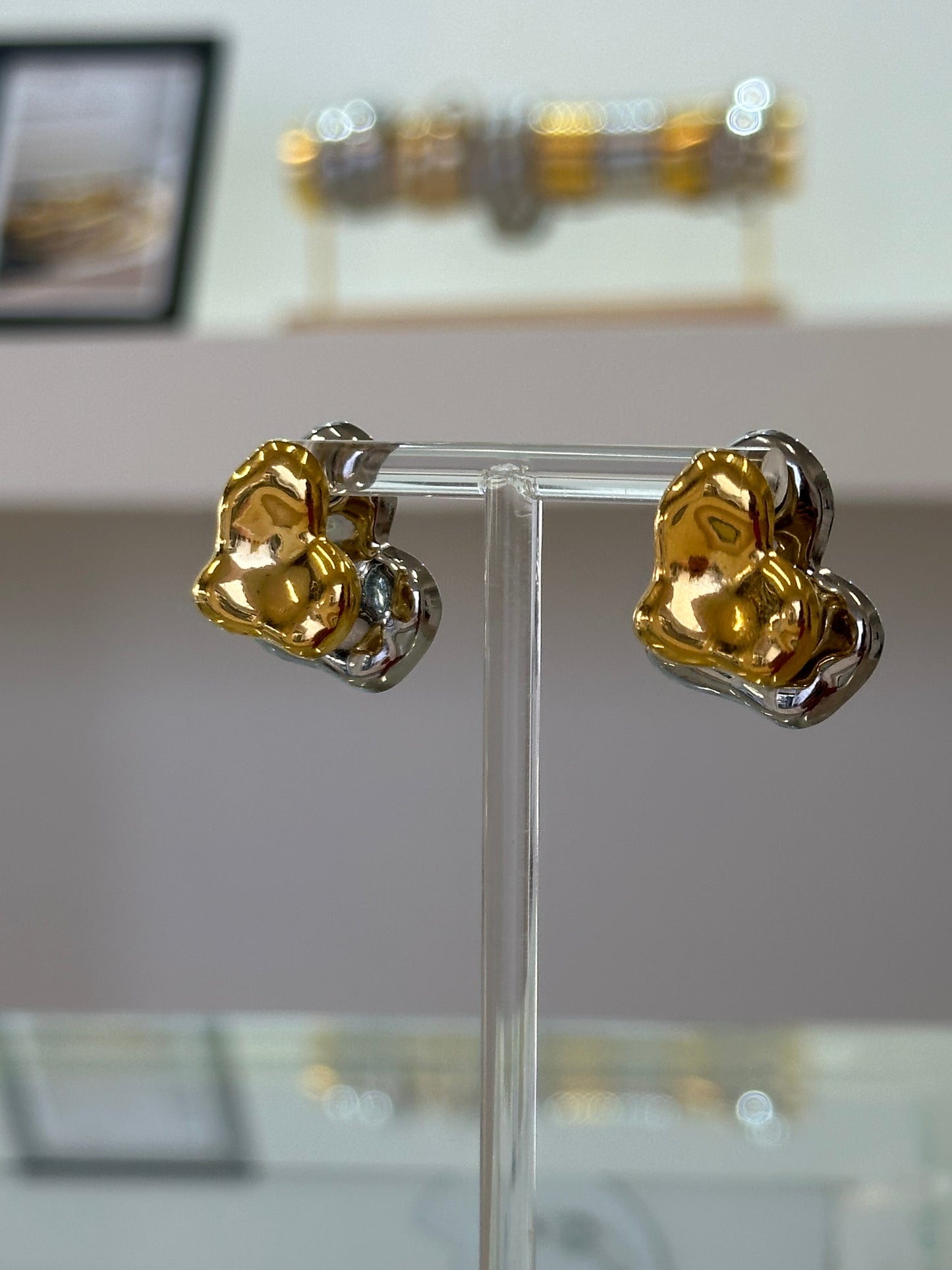Arete Leah