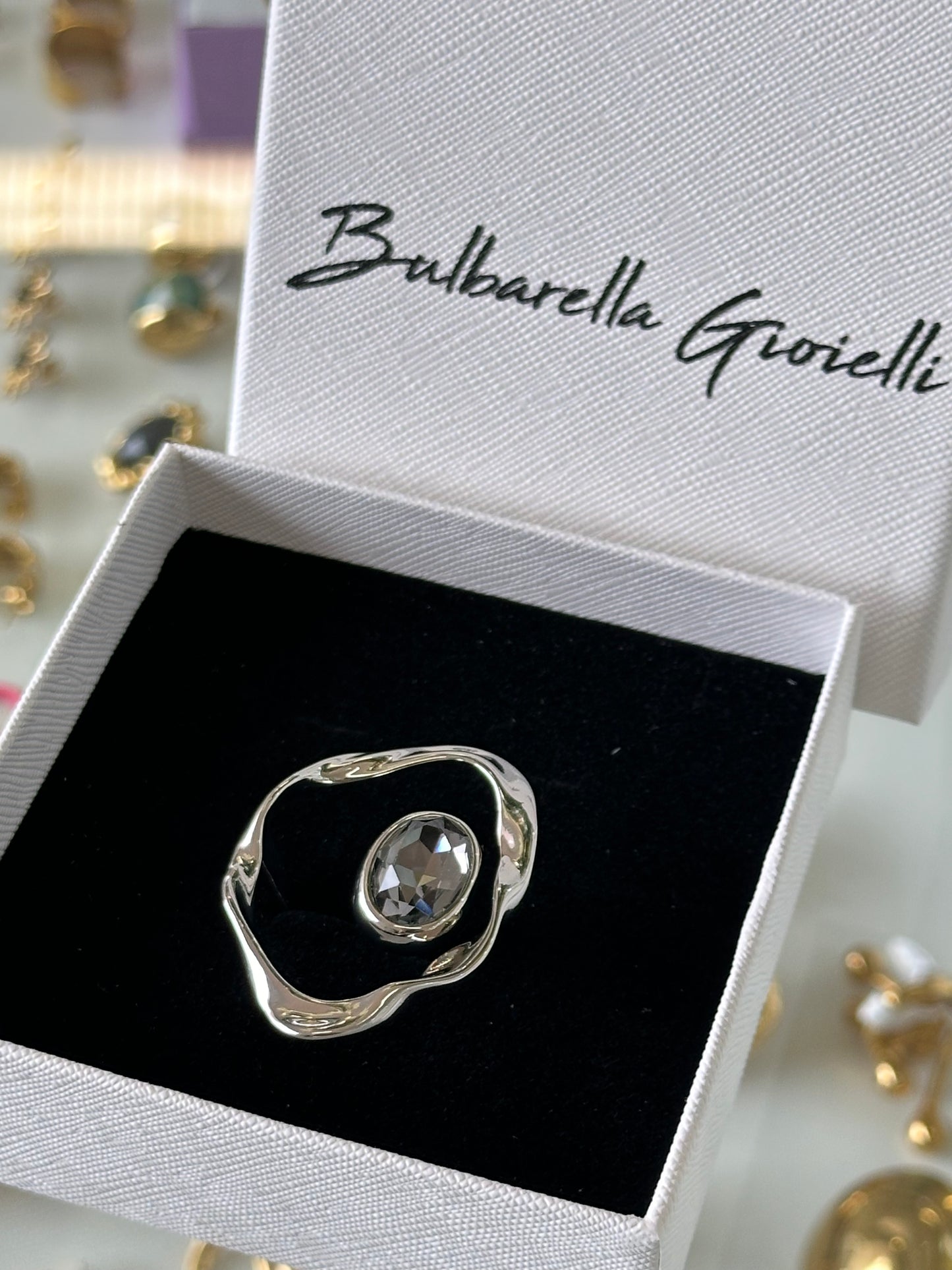 Anillo Connie