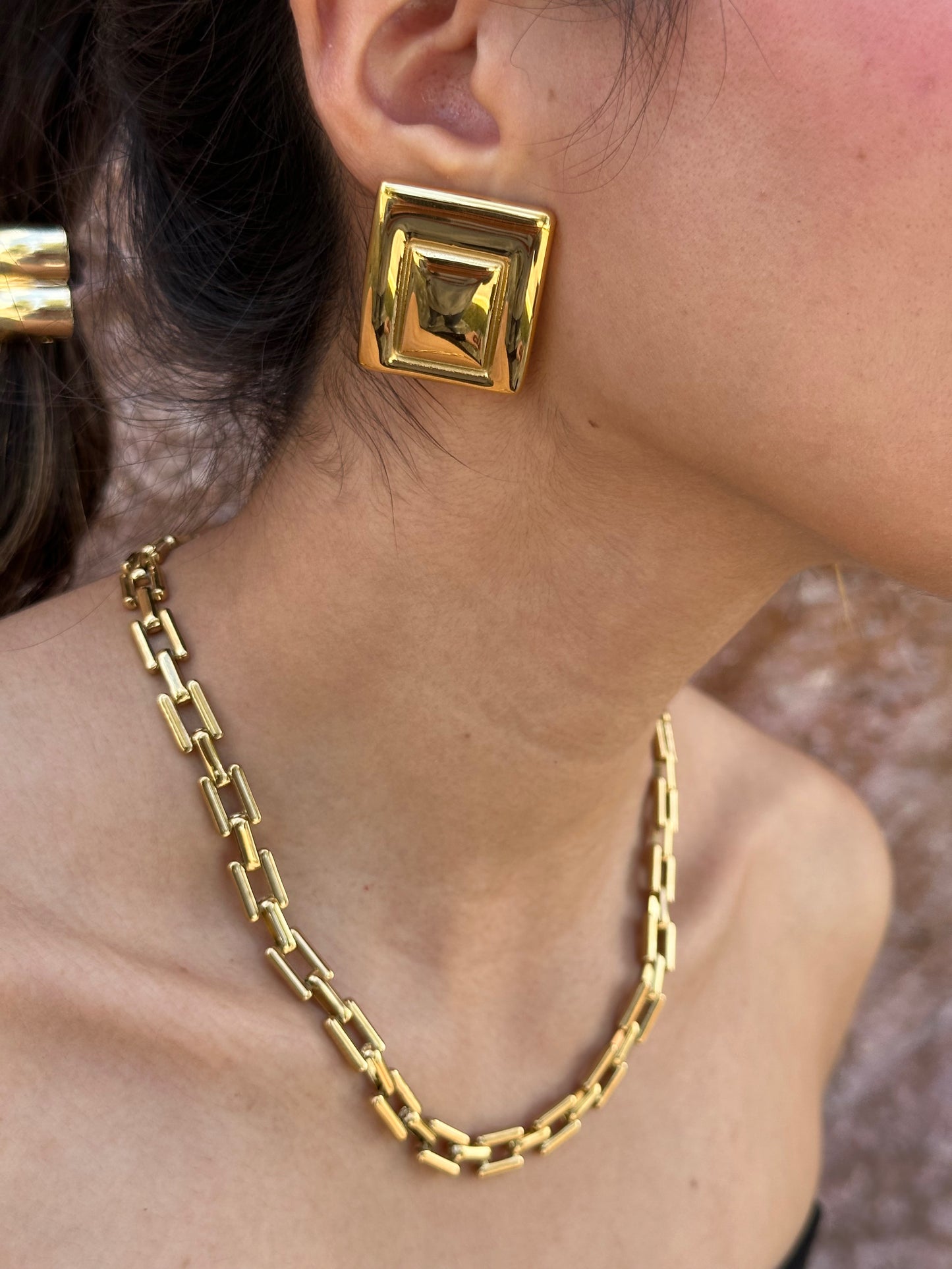 collar cuadro luxx