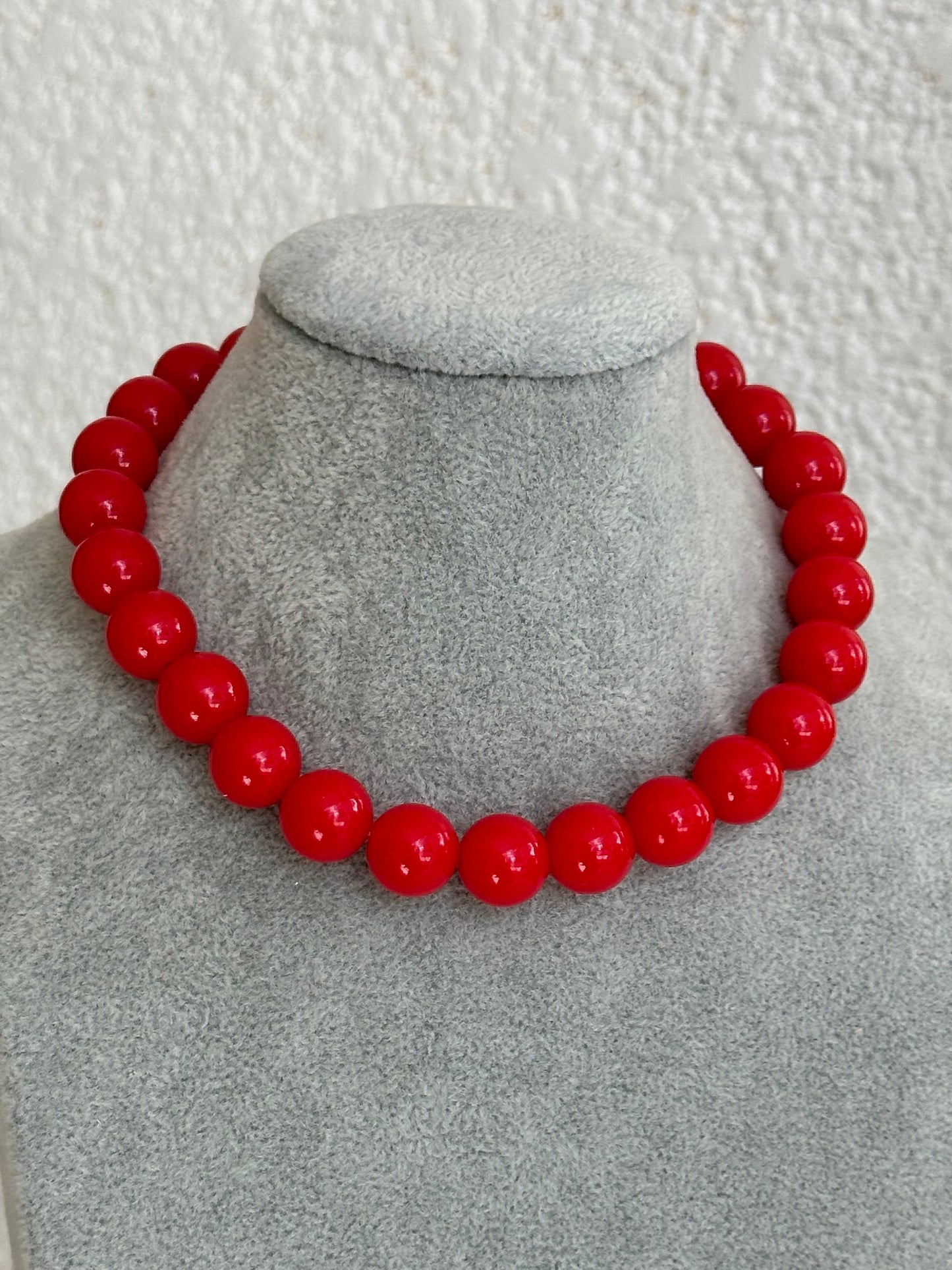 Collar Red Bubble