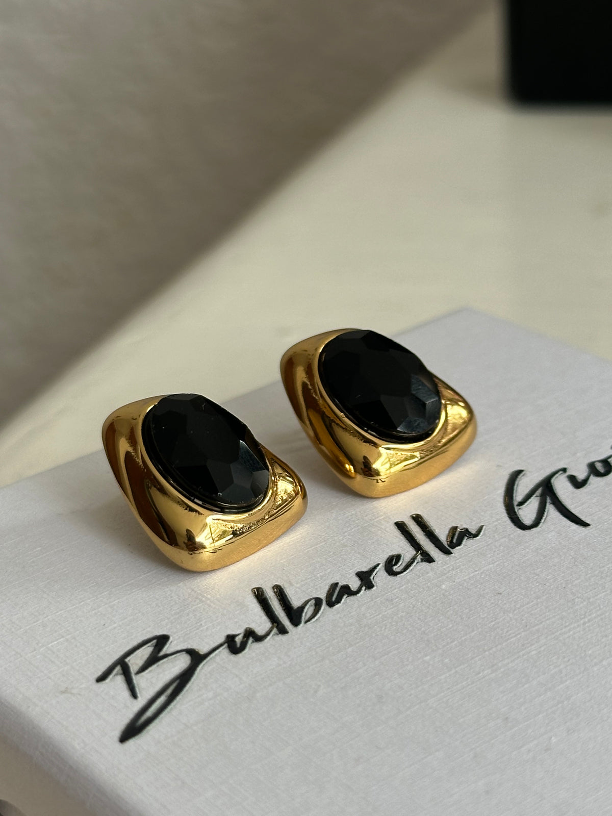 Arete Gwen negro
