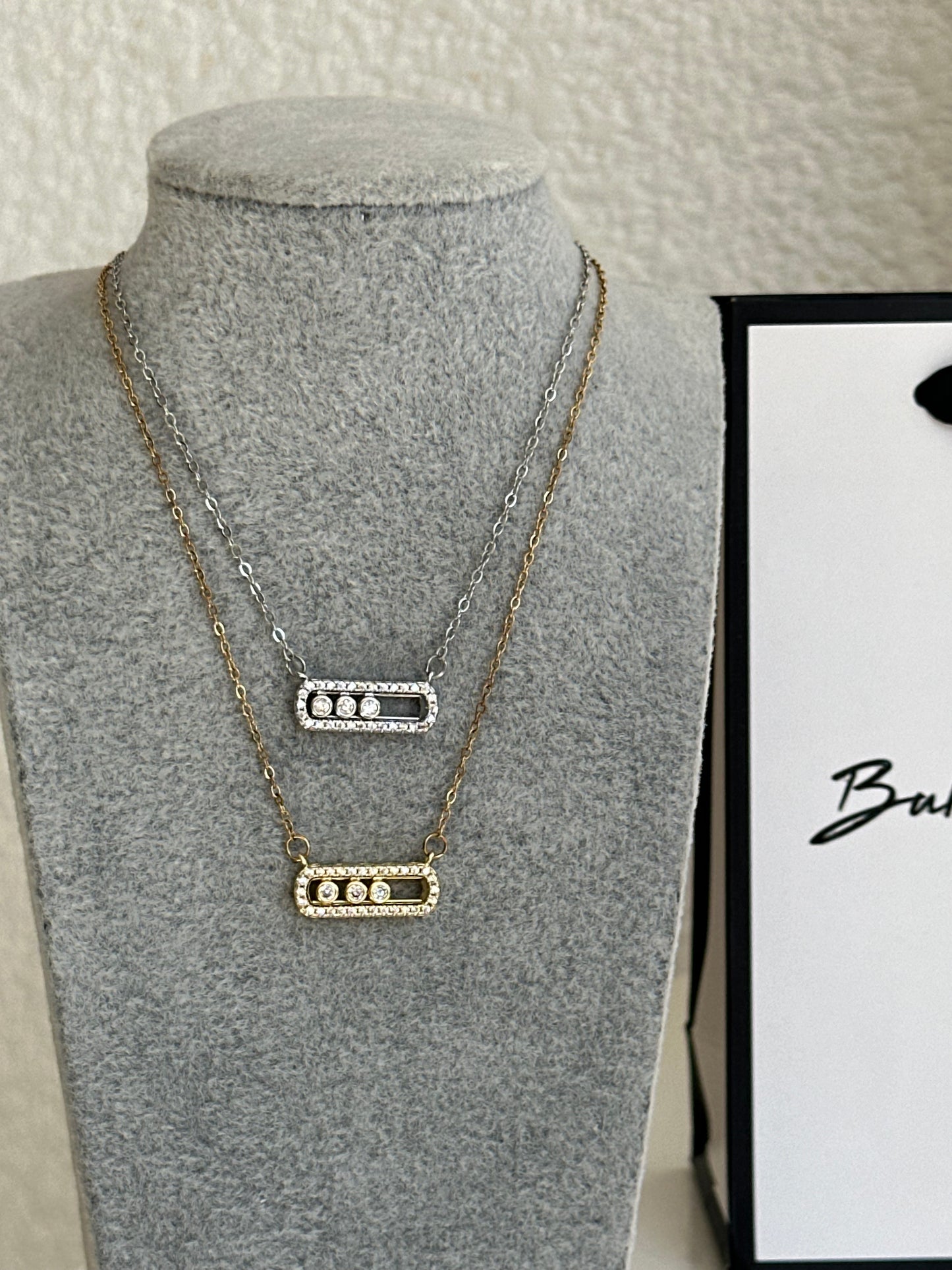 Collar clip