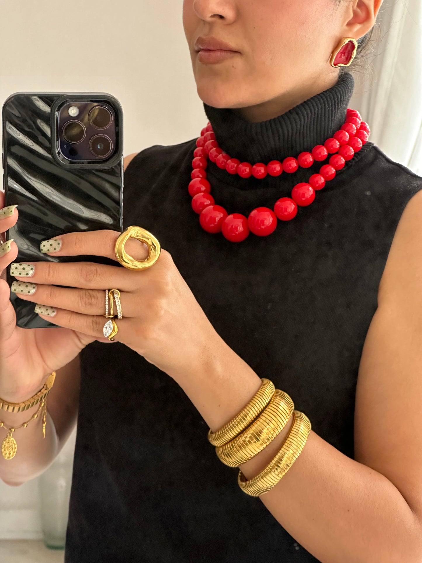 Collar Red Bubble