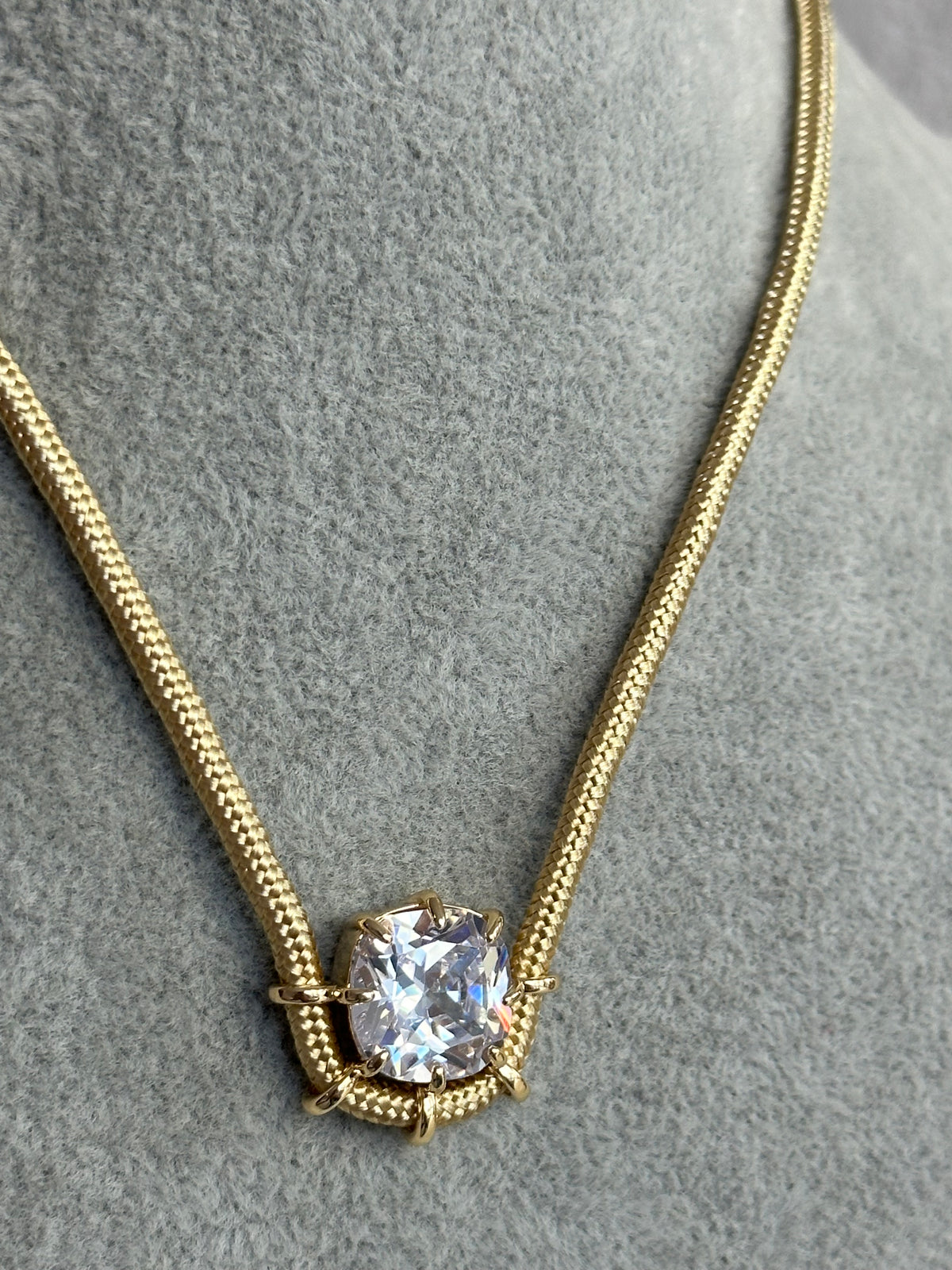Collar Rafaela