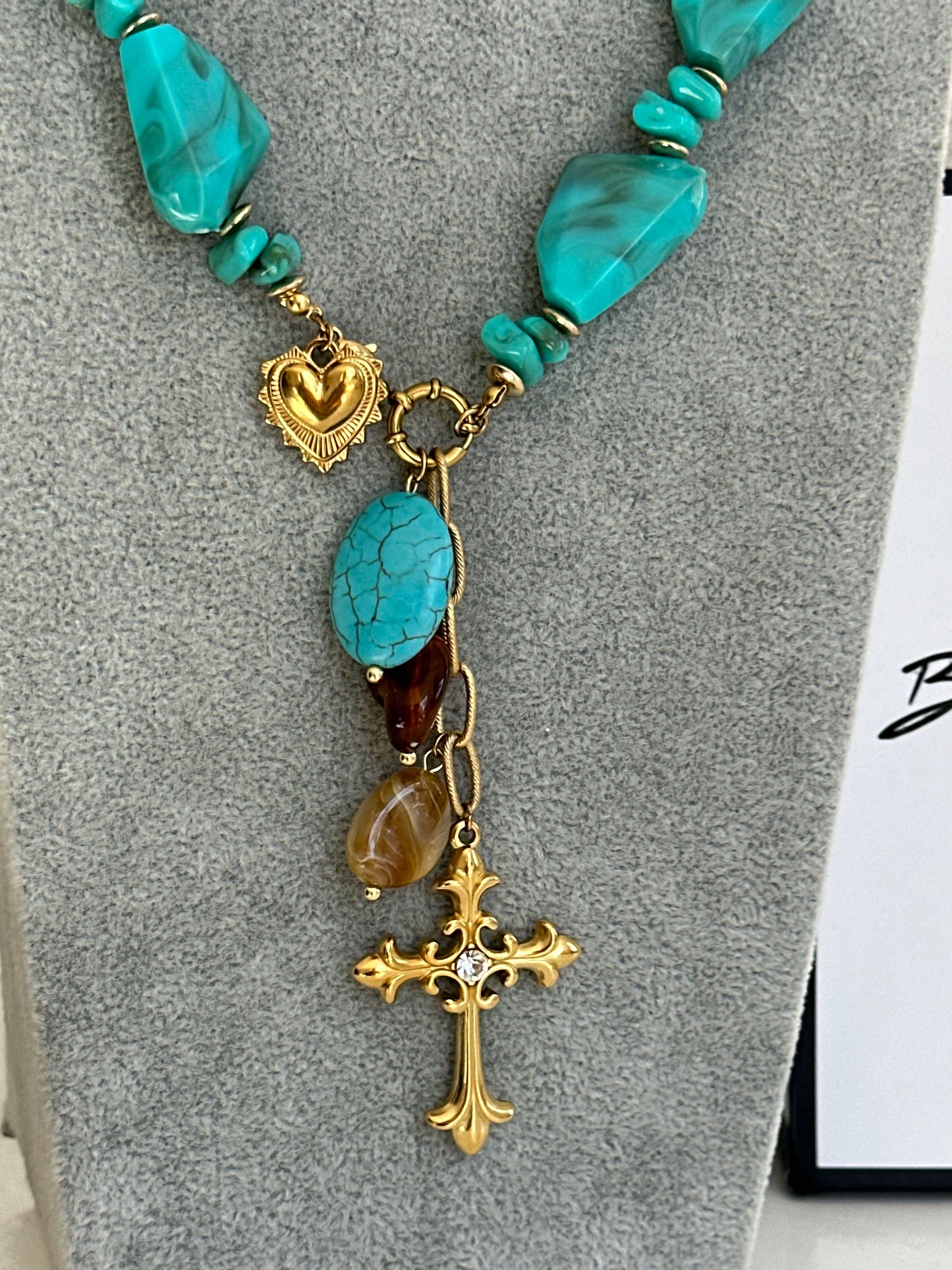 Collar Balandra