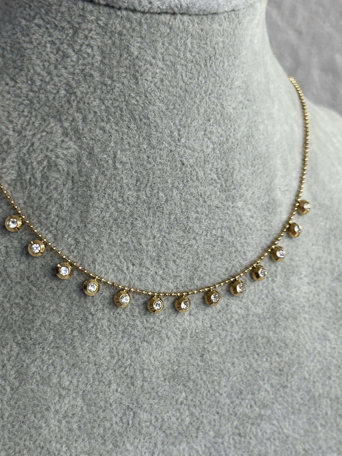 Collar Selena