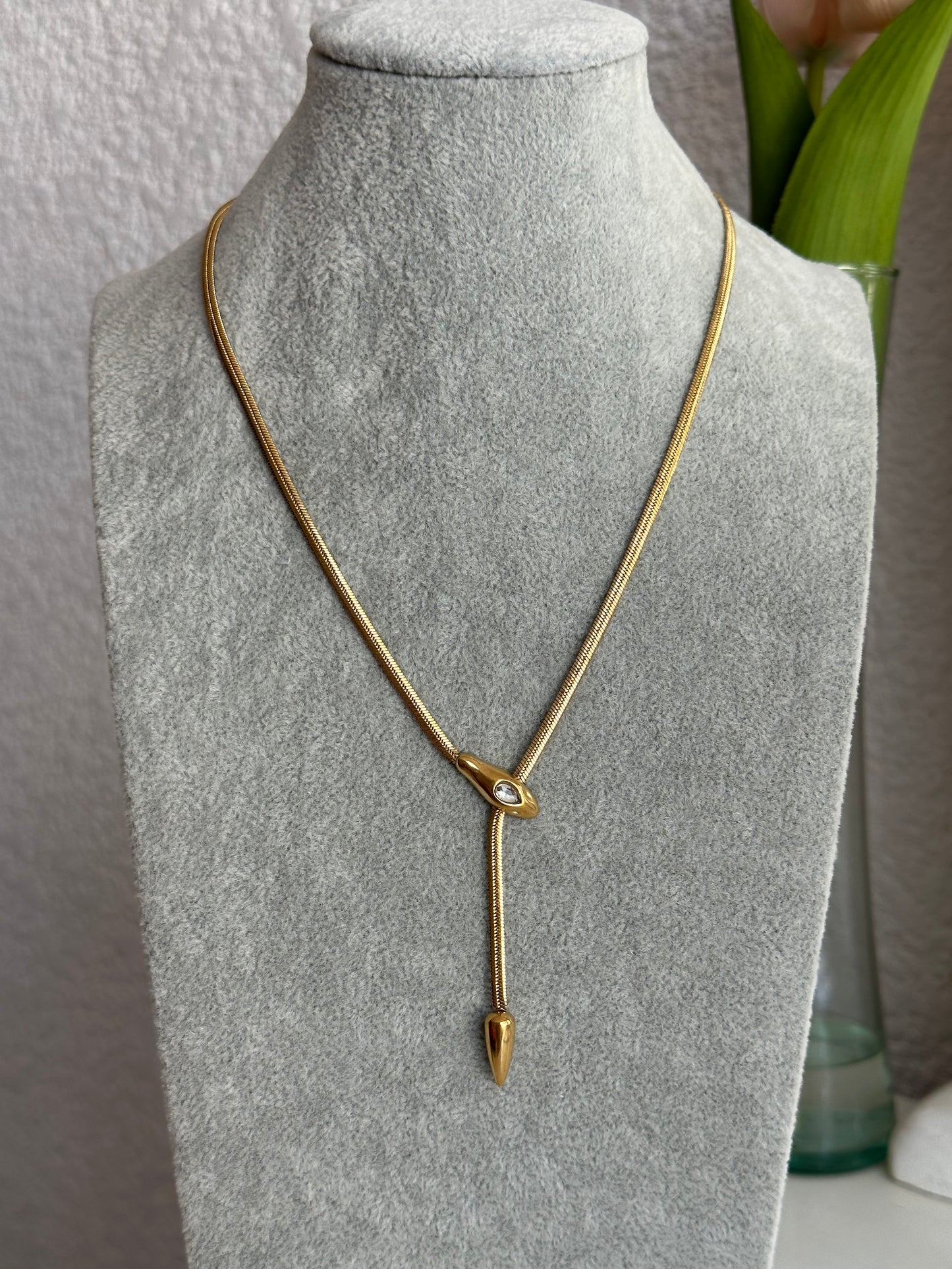 Collar Sneiki