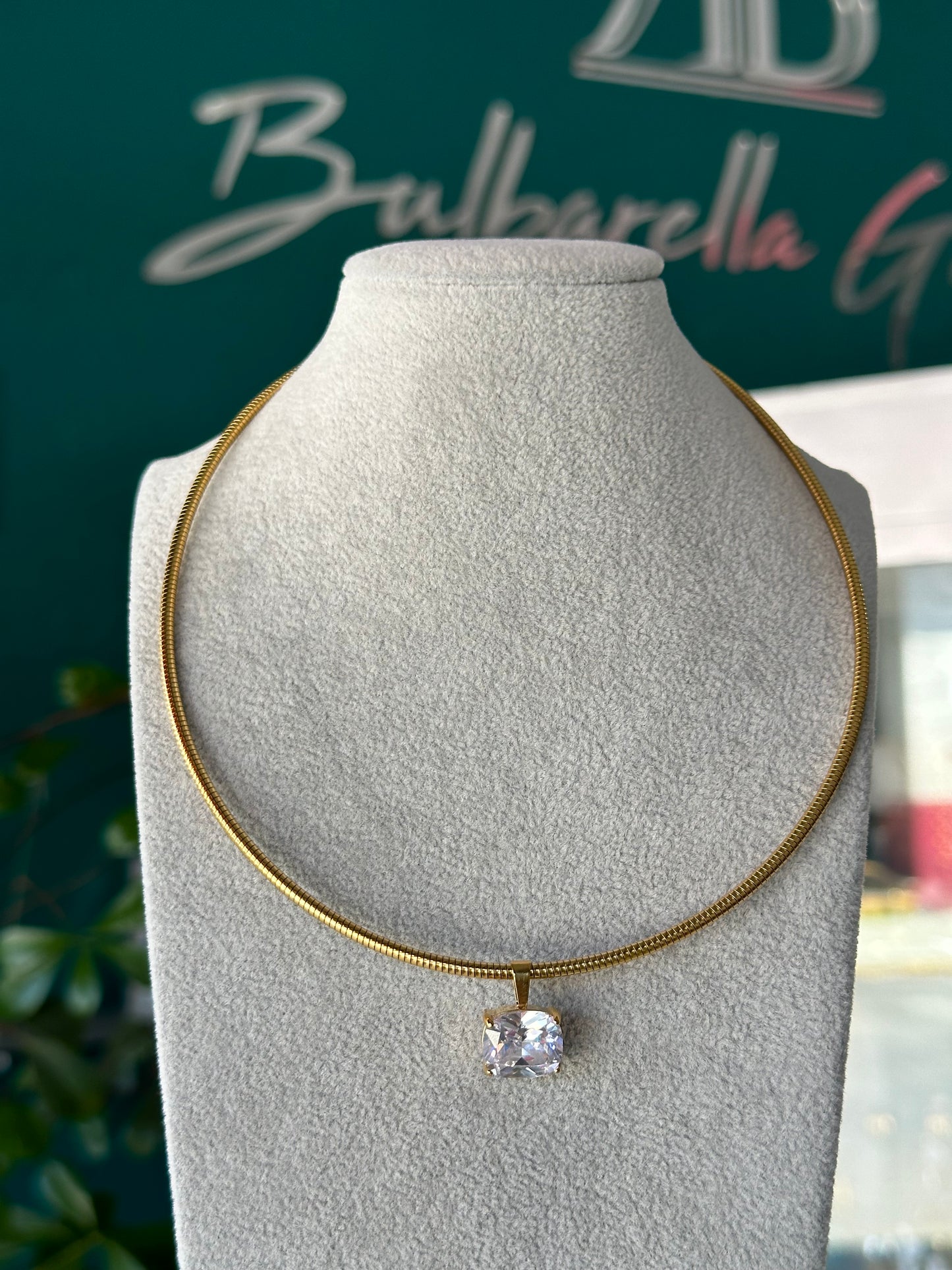 Collar Rigid cristal