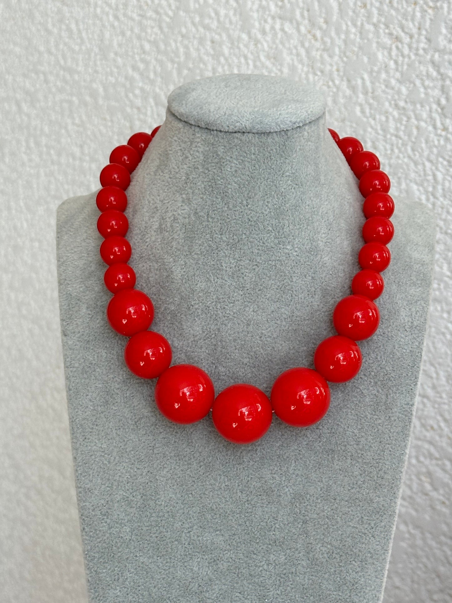 Collar Red Bubble