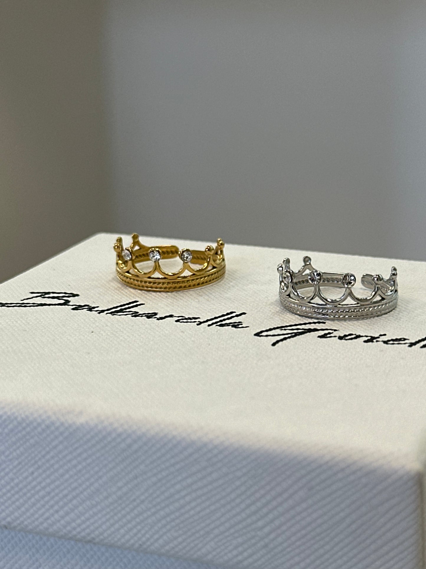 Anillo Crown
